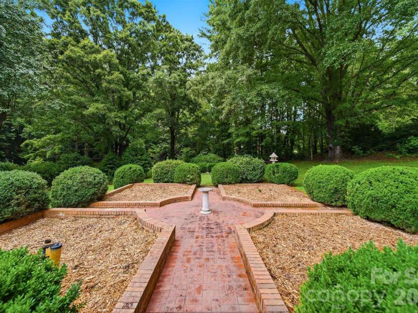 2373 Wilkesboro Boulevard, Lenoir, NC 28645.  MLS# CAR4402764, YatesRealty ID 35943. 