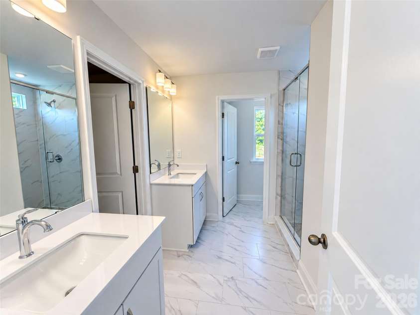123 Plover Lane, Mooresville, NC 28115.  MLS# CAR4402778, YatesRealty ID 35944. 
