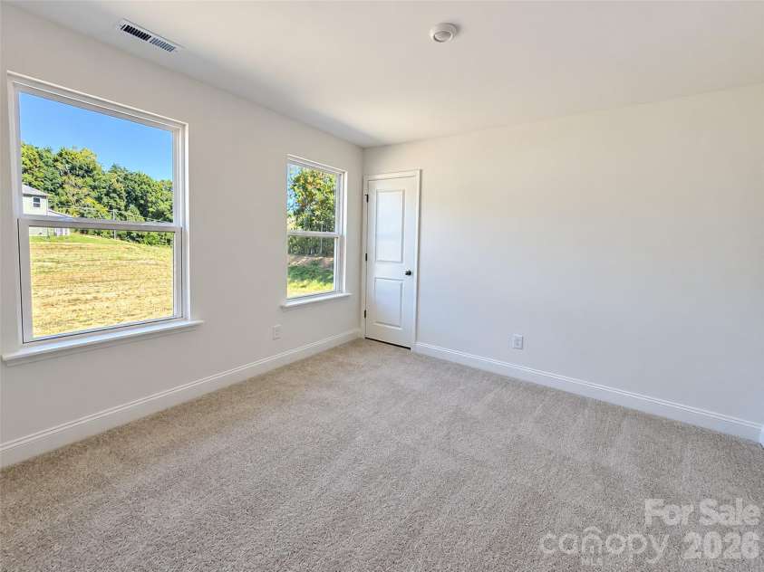 123 Plover Lane, Mooresville, NC 28115.  MLS# CAR4402778, YatesRealty ID 35944. 