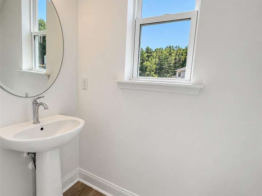123 Plover Lane, Mooresville, NC 28115.  MLS# CAR4402778, YatesRealty ID 35944. 