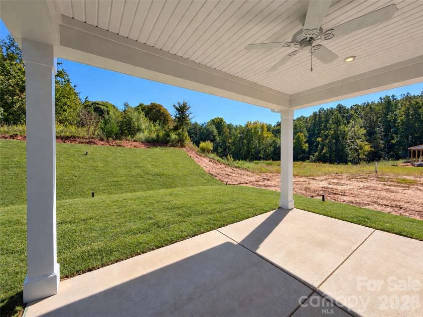 123 Plover Lane, Mooresville, NC 28115.  MLS# CAR4402778, YatesRealty ID 35944. 