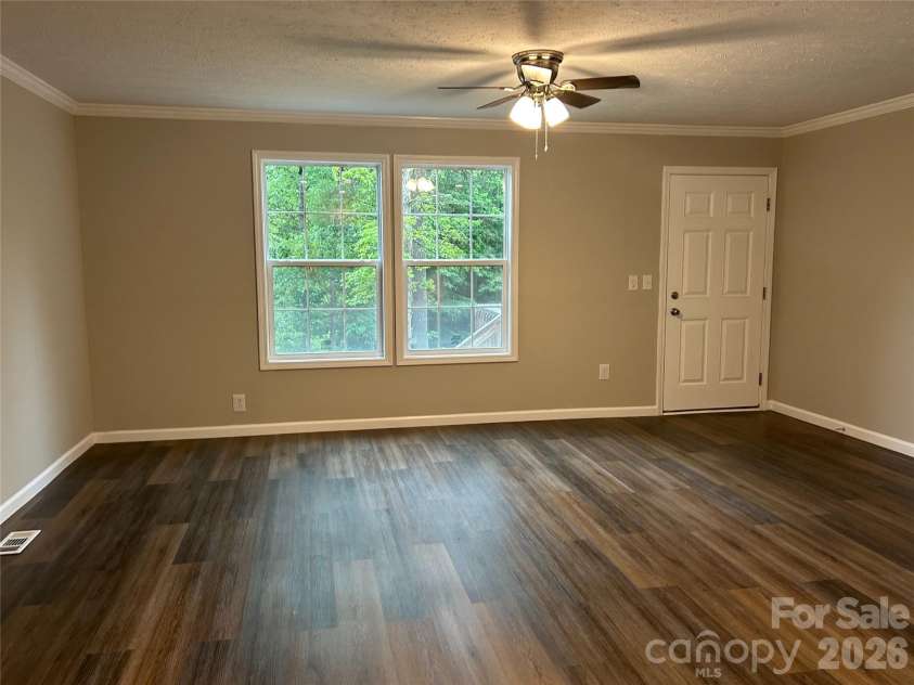3153 Bear Trail Drive, Lenoir, NC 28645.  MLS# CAR4402335, YatesRealty ID 35946. 