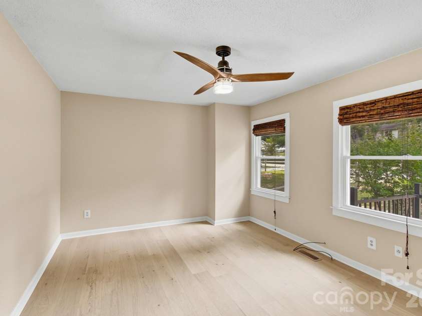 147 Birch Lane, Arden, NC 28704.  MLS# CAR4399222, YatesRealty ID 35947. 