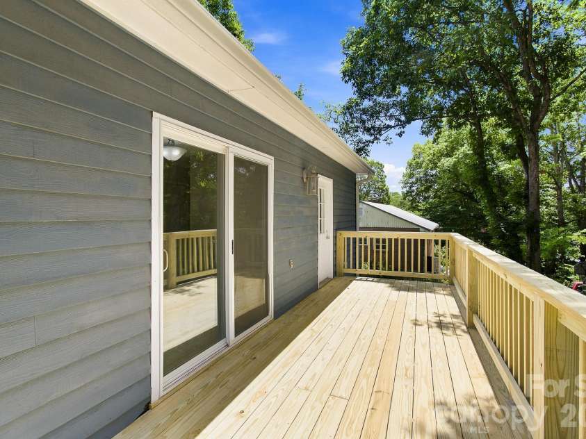 147 Birch Lane, Arden, NC 28704.  MLS# CAR4399222, YatesRealty ID 35947. 