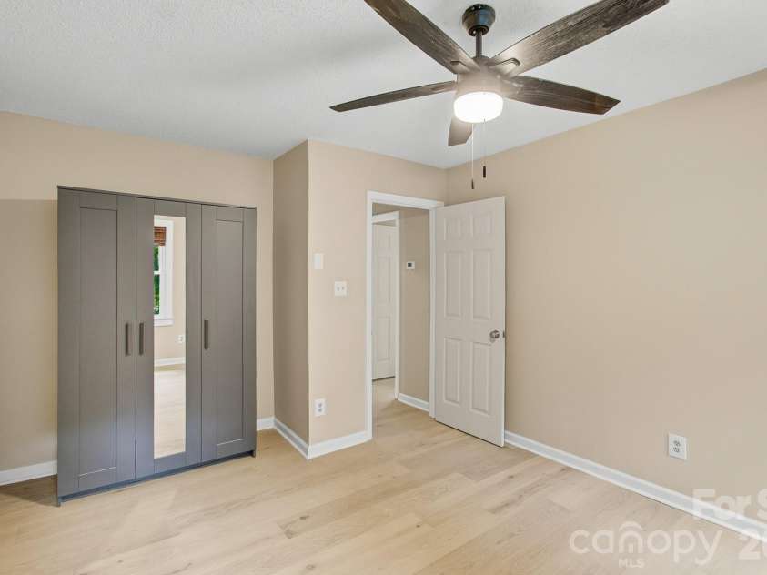 147 Birch Lane, Arden, NC 28704.  MLS# CAR4399222, YatesRealty ID 35947. 