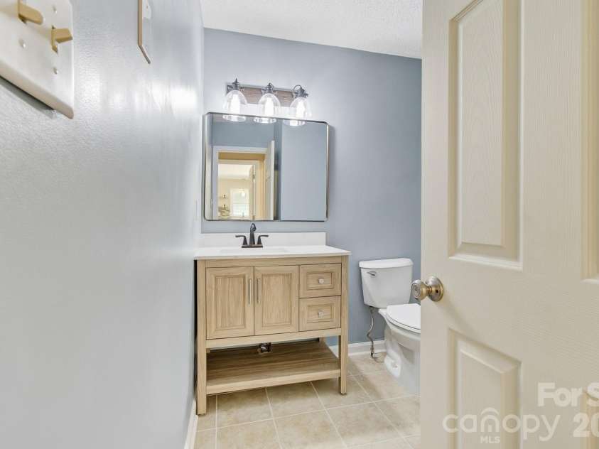 147 Birch Lane, Arden, NC 28704.  MLS# CAR4399222, YatesRealty ID 35947. 