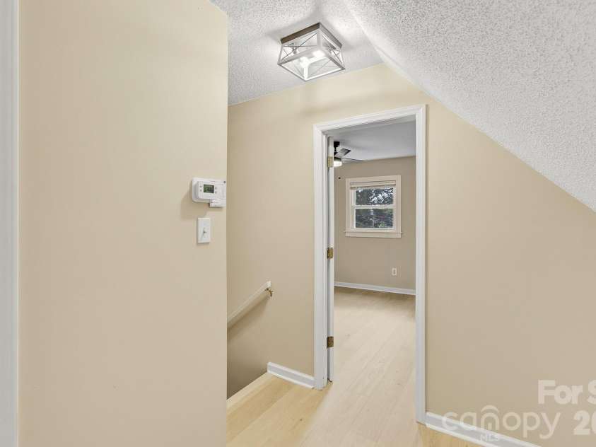 147 Birch Lane, Arden, NC 28704.  MLS# CAR4399222, YatesRealty ID 35947. 