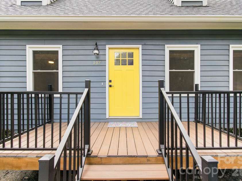 147 Birch Lane, Arden, NC 28704.  MLS# CAR4399222, YatesRealty ID 35947. 