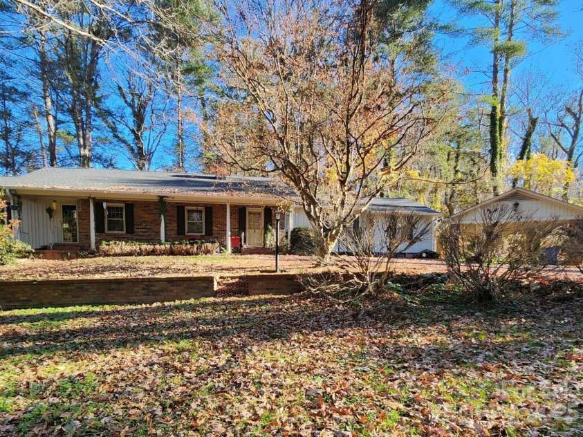 126 Gwyn Street, North Wilkesboro, NC 28659.  MLS# CAR4326568, YatesRealty ID 3595. 