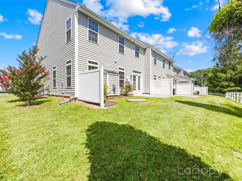 753 Prospect Lane, Fort Mill, SC 29708.  MLS# CAR4402871, YatesRealty ID 35957. 