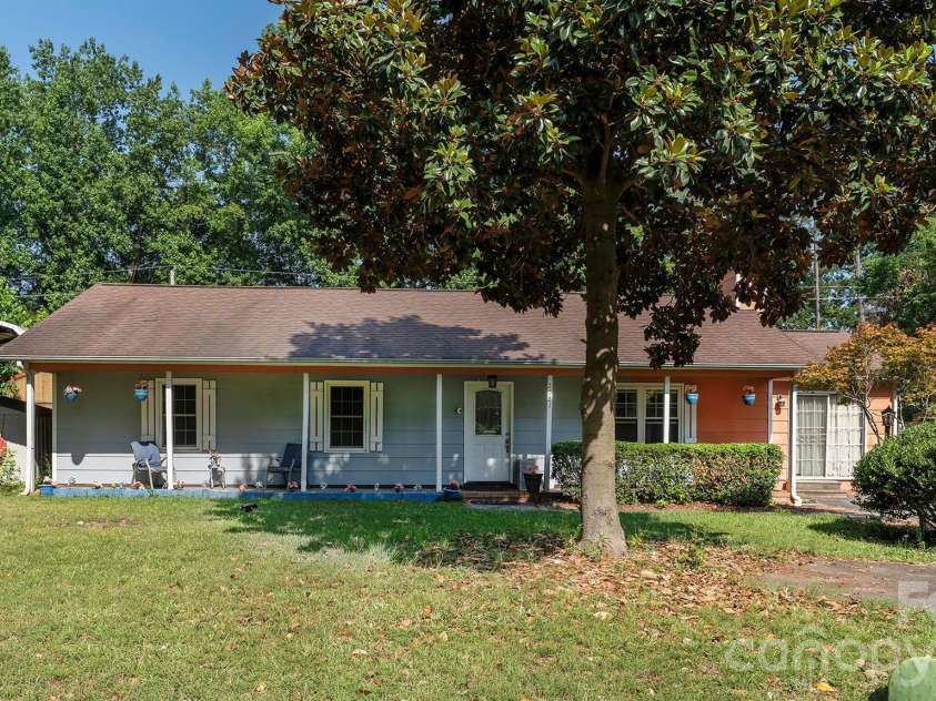 2521 Kempsar Lane, Monroe, NC 28110.  MLS# CAR4402656, YatesRealty ID 35958. 