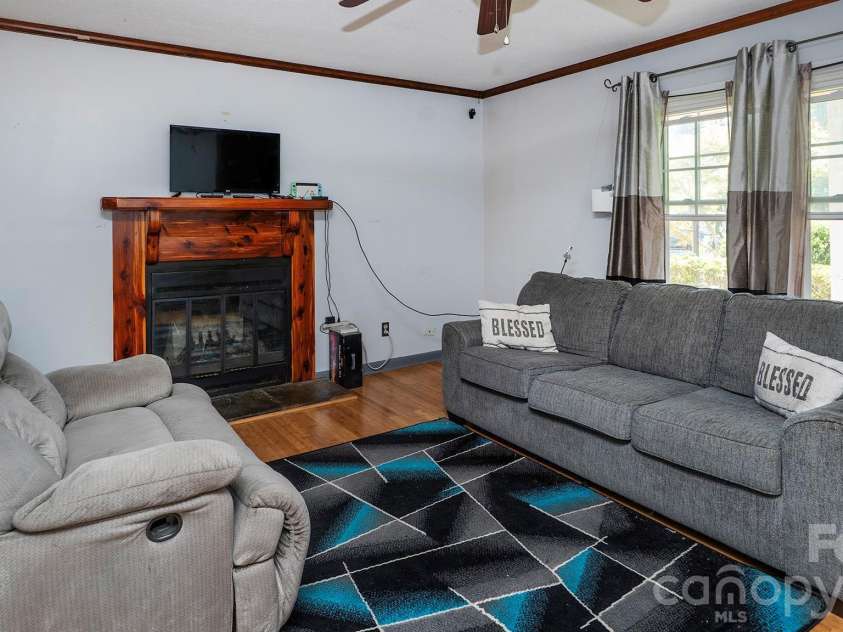 2521 Kempsar Lane, Monroe, NC 28110.  MLS# CAR4402656, YatesRealty ID 35958. 