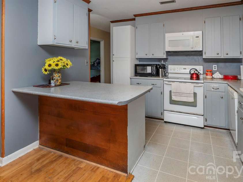 2521 Kempsar Lane, Monroe, NC 28110.  MLS# CAR4402656, YatesRealty ID 35958. 