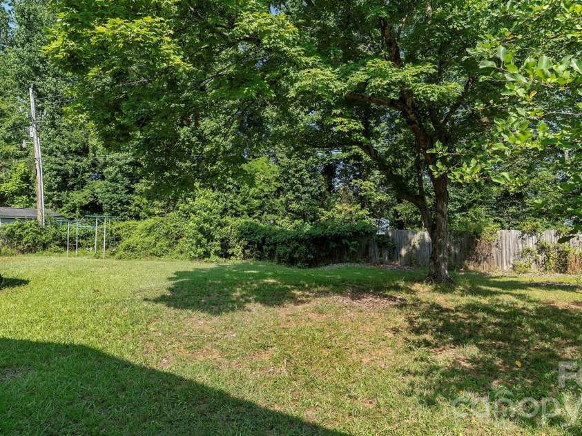 2521 Kempsar Lane, Monroe, NC 28110.  MLS# CAR4402656, YatesRealty ID 35958. 