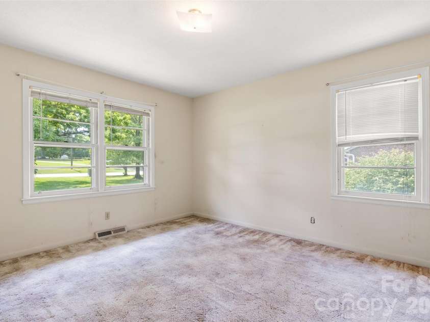 751 Springdale Road, Rock Hill, SC 29730.  MLS# CAR4401414, YatesRealty ID 35959. 