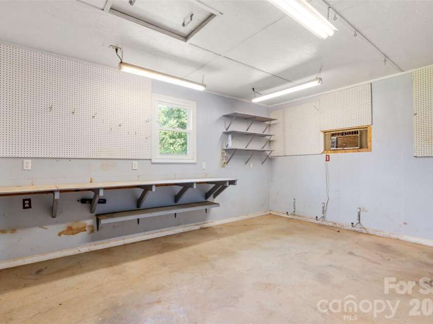 751 Springdale Road, Rock Hill, SC 29730.  MLS# CAR4401414, YatesRealty ID 35959. 