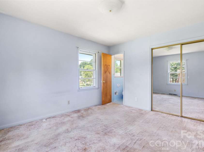 751 Springdale Road, Rock Hill, SC 29730.  MLS# CAR4401414, YatesRealty ID 35959. 