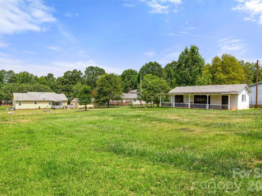 751 Springdale Road, Rock Hill, SC 29730.  MLS# CAR4401414, YatesRealty ID 35959. 