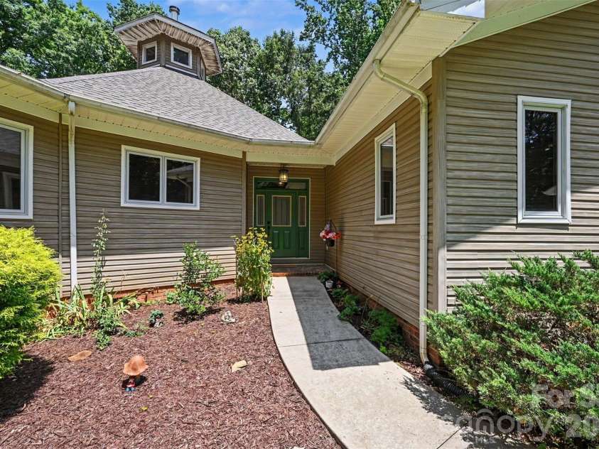 1837 White Ibis Court, Clover, SC 29710.  MLS# CAR4401053, YatesRealty ID 35961. 