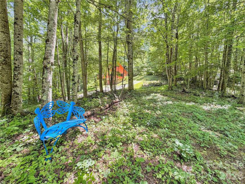 321 Grays Shadow Lane, Banner Elk, NC 28604.  MLS# CAR4402280, YatesRealty ID 35963. 