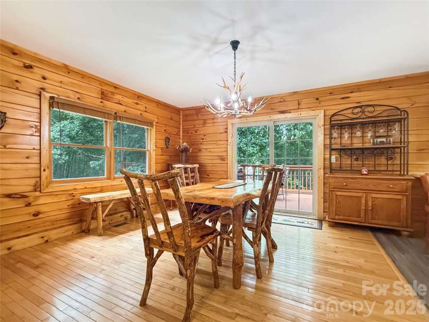 321 Grays Shadow Lane, Banner Elk, NC 28604.  MLS# CAR4402280, YatesRealty ID 35963. 
