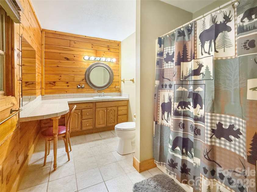 321 Grays Shadow Lane, Banner Elk, NC 28604.  MLS# CAR4402280, YatesRealty ID 35963. 