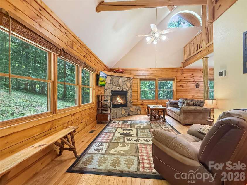 321 Grays Shadow Lane, Banner Elk, NC 28604.  MLS# CAR4402280, YatesRealty ID 35963. 