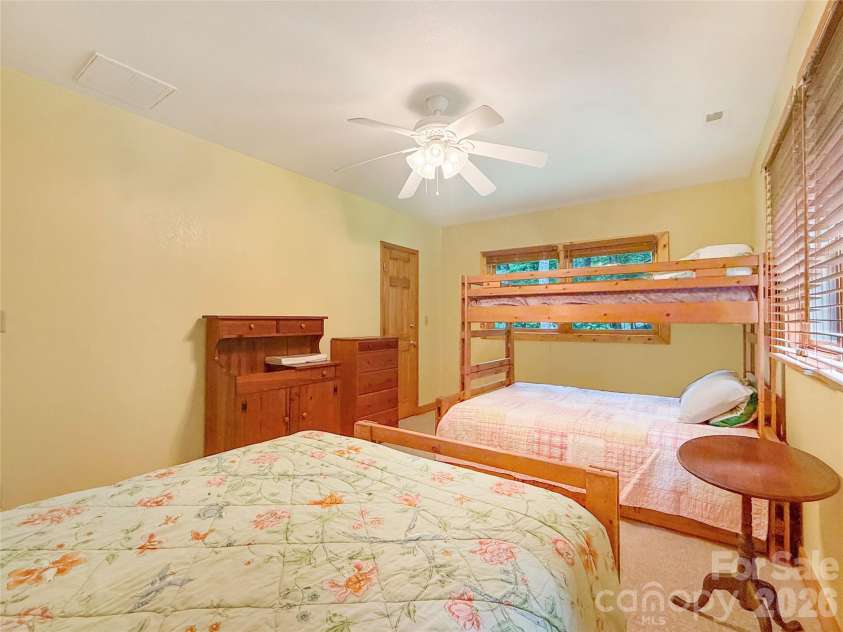 321 Grays Shadow Lane, Banner Elk, NC 28604.  MLS# CAR4402280, YatesRealty ID 35963. 