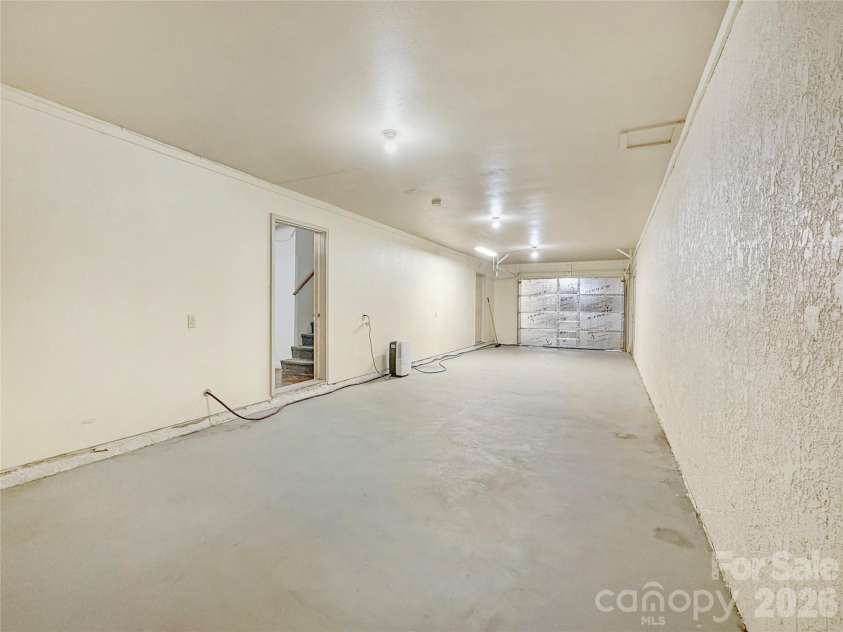 321 Grays Shadow Lane, Banner Elk, NC 28604.  MLS# CAR4402280, YatesRealty ID 35963. 