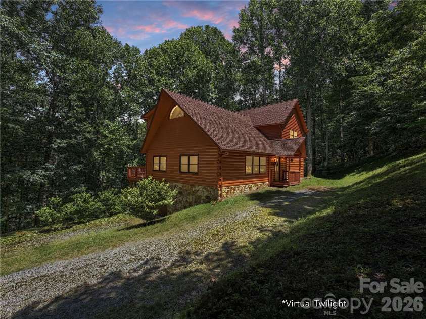 321 Grays Shadow Lane, Banner Elk, NC 28604.  MLS# CAR4402280, YatesRealty ID 35963. 