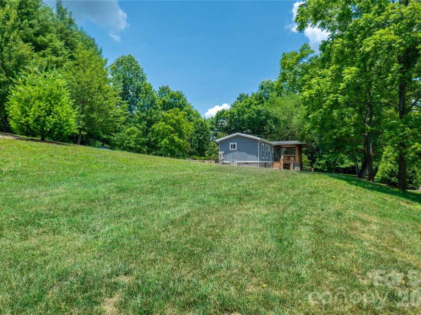 203 Justice Drive, Clyde, NC 28721.  MLS# CAR4400421, YatesRealty ID 35967. 