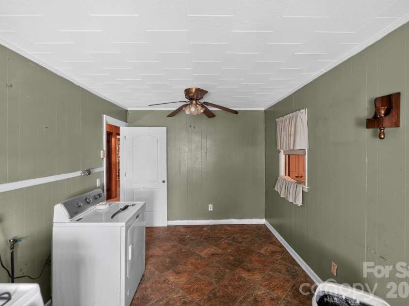 2578 Simpson Road, Burlington, NC 27217.  MLS# CAR4400746, YatesRealty ID 35968. 