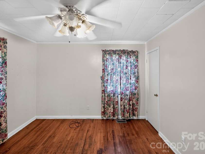 2578 Simpson Road, Burlington, NC 27217.  MLS# CAR4400746, YatesRealty ID 35968. 