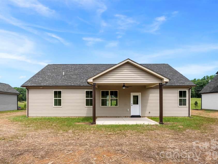 1024 Speight Road, Albemarle, NC 28001.  MLS# CAR4402924, YatesRealty ID 35969. 