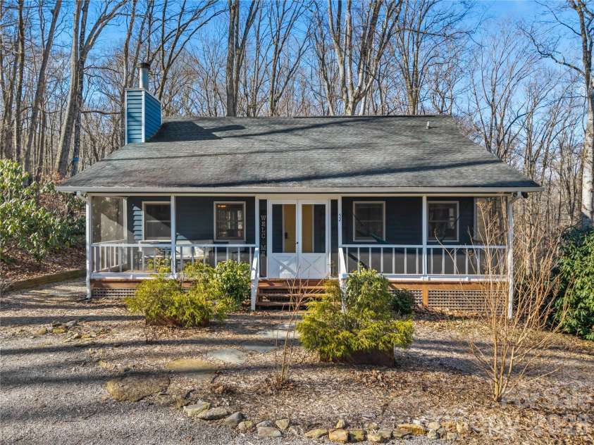 52 Treanors Place, Maggie Valley, NC 28751.  MLS# CAR4340093, YatesRealty ID 3597. 