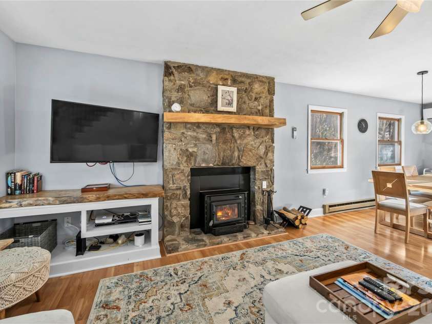 52 Treanors Place, Maggie Valley, NC 28751.  MLS# CAR4340093, YatesRealty ID 3597. 
