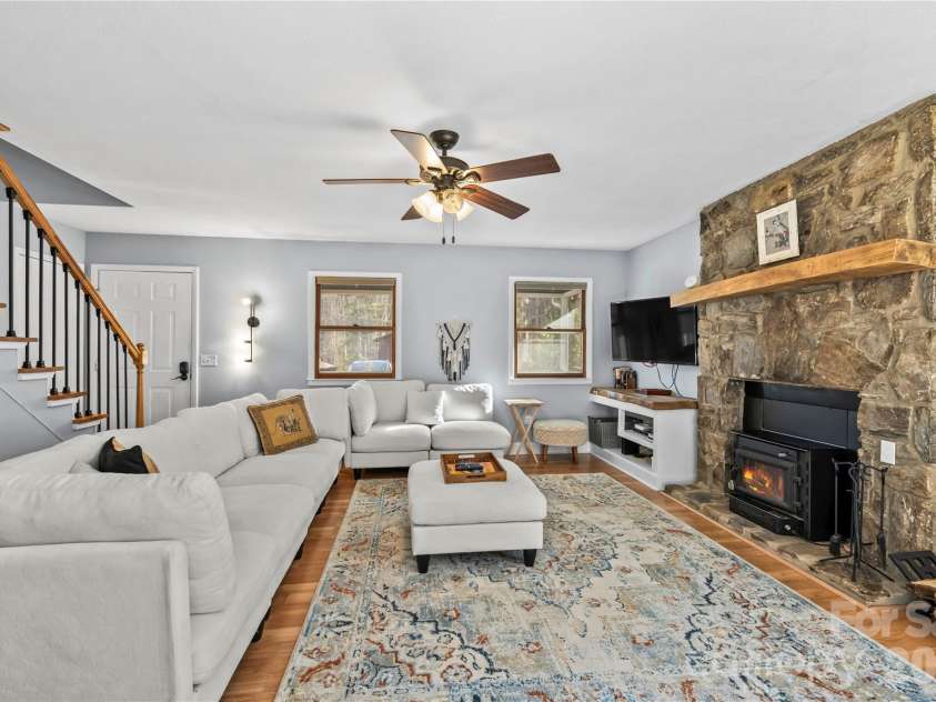 52 Treanors Place, Maggie Valley, NC 28751.  MLS# CAR4340093, YatesRealty ID 3597. 