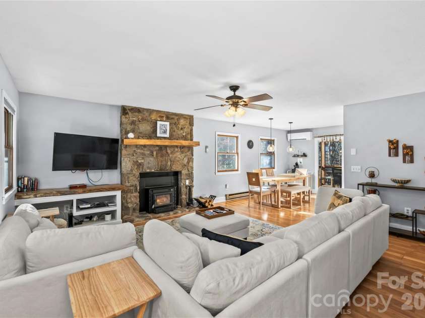 52 Treanors Place, Maggie Valley, NC 28751.  MLS# CAR4340093, YatesRealty ID 3597. 