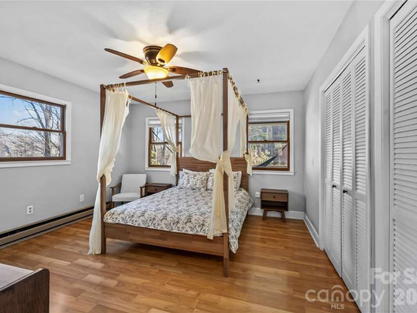 52 Treanors Place, Maggie Valley, NC 28751.  MLS# CAR4340093, YatesRealty ID 3597. 
