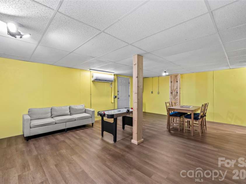 52 Treanors Place, Maggie Valley, NC 28751.  MLS# CAR4340093, YatesRealty ID 3597. 