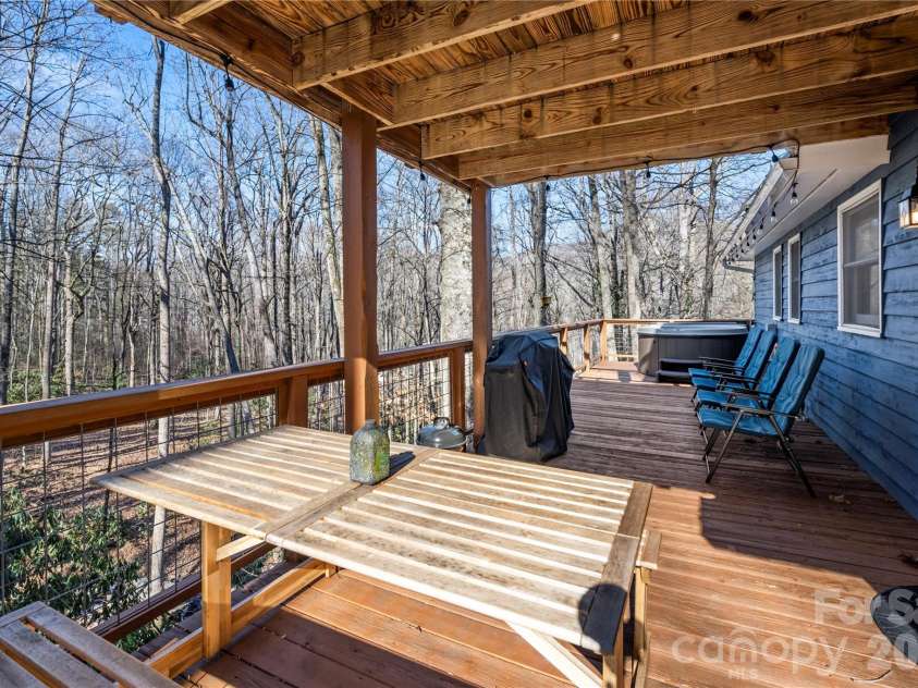 52 Treanors Place, Maggie Valley, NC 28751.  MLS# CAR4340093, YatesRealty ID 3597. 