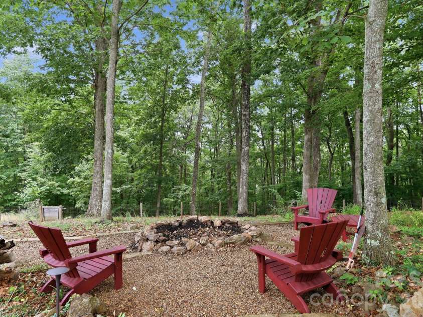 241 Alta Vista Drive, Candler, NC 28715.  MLS# CAR4402059, YatesRealty ID 35970. 