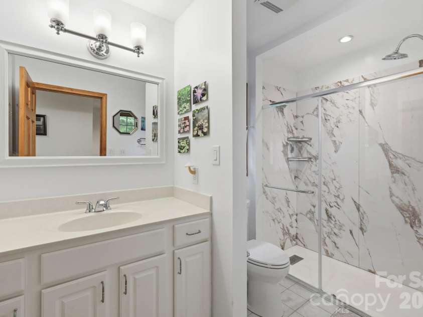 241 Alta Vista Drive, Candler, NC 28715.  MLS# CAR4402059, YatesRealty ID 35970. 