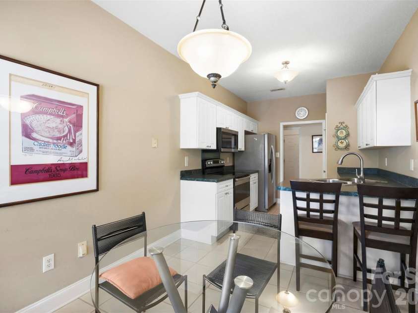 3191 River Ridge Drive, Gastonia, NC 28056.  MLS# CAR4399064, YatesRealty ID 35972. 