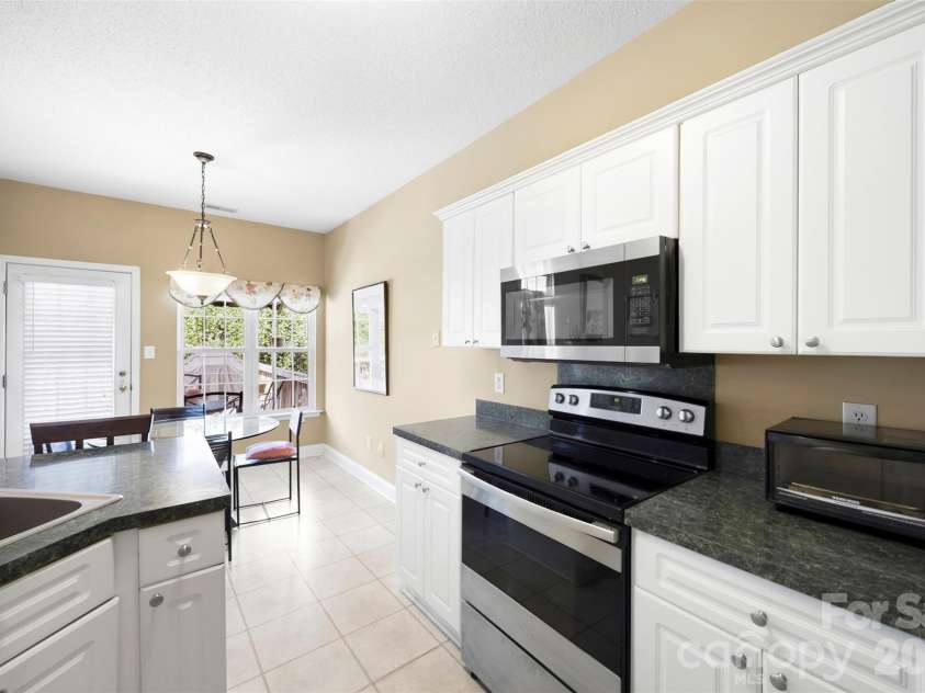 3191 River Ridge Drive, Gastonia, NC 28056.  MLS# CAR4399064, YatesRealty ID 35972. 