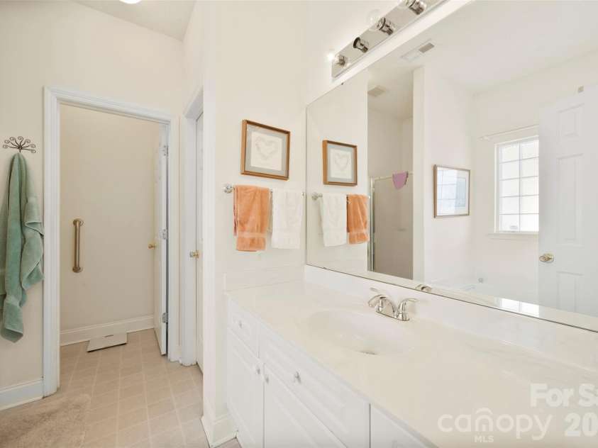 3191 River Ridge Drive, Gastonia, NC 28056.  MLS# CAR4399064, YatesRealty ID 35972. 