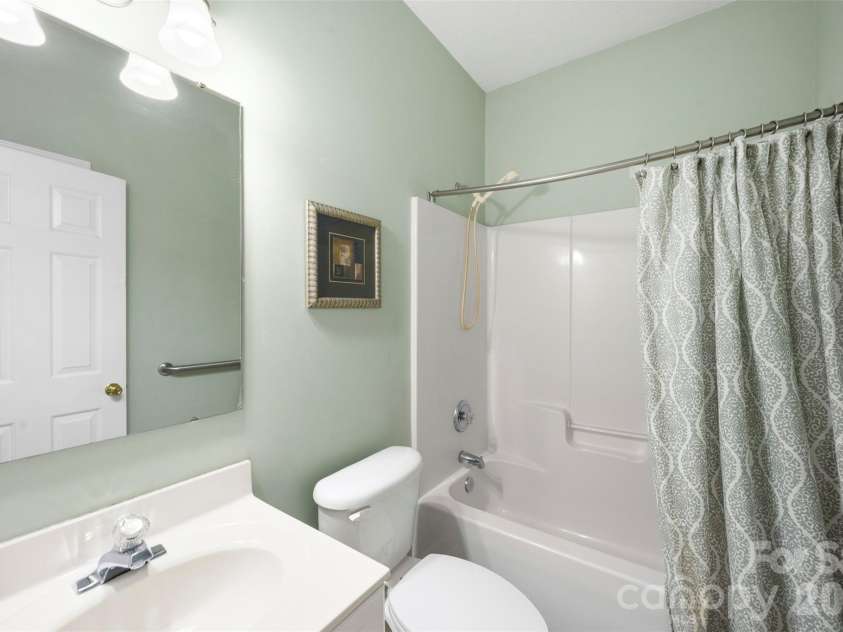 3191 River Ridge Drive, Gastonia, NC 28056.  MLS# CAR4399064, YatesRealty ID 35972. 