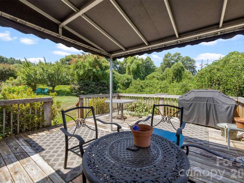 3191 River Ridge Drive, Gastonia, NC 28056.  MLS# CAR4399064, YatesRealty ID 35972. 