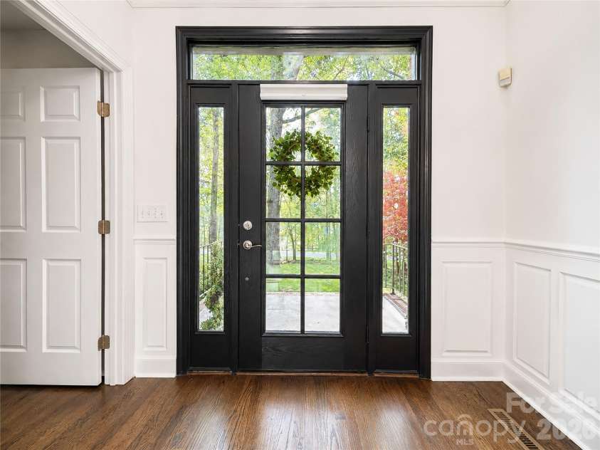 8503 Foxbridge Drive, Matthews, NC 28104.  MLS# CAR4398905, YatesRealty ID 35973. 