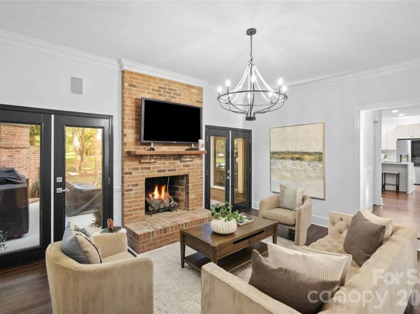 8503 Foxbridge Drive, Matthews, NC 28104.  MLS# CAR4398905, YatesRealty ID 35973. 